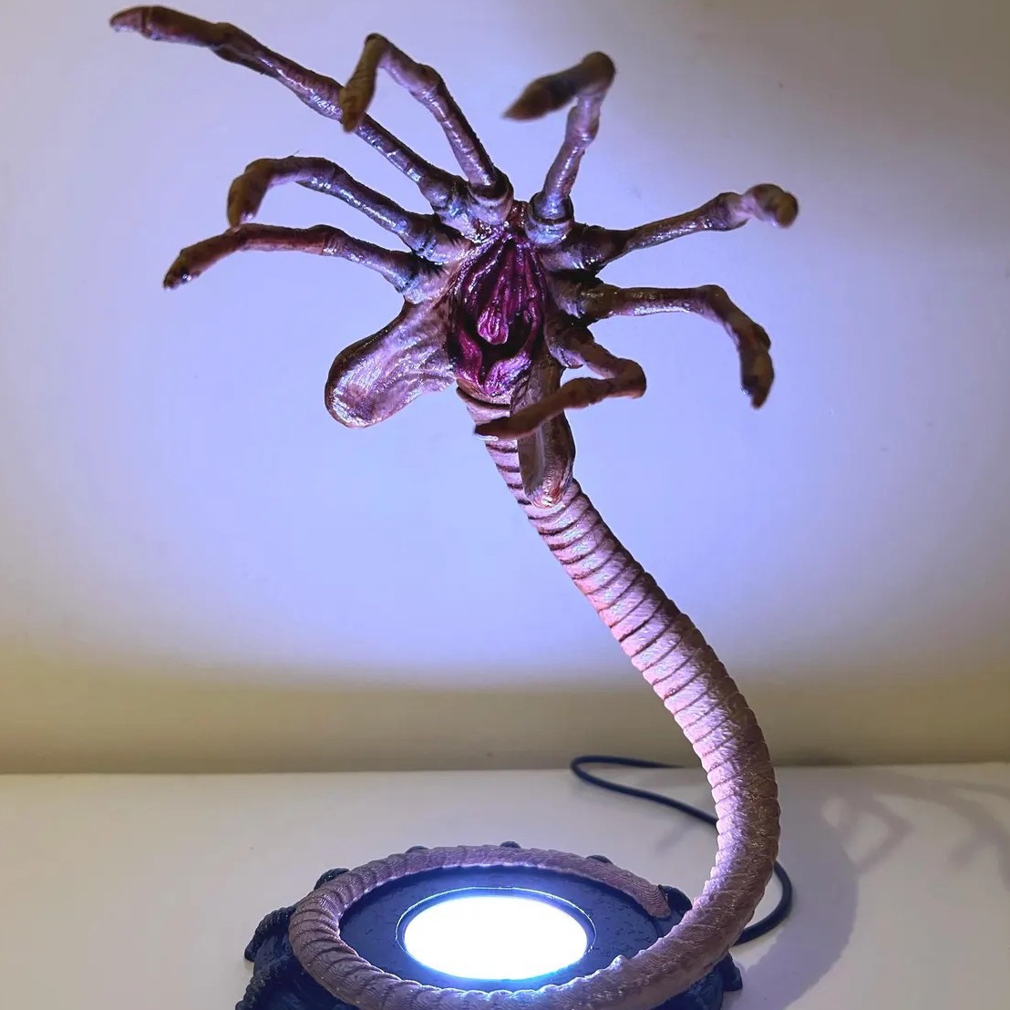 Alien Facehugger Lamp Nightlig - Home Decor Com review and price